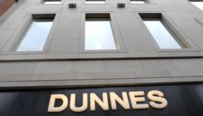 Dunnes Stores alone continues to gain ground in the takehome beer and wine market.