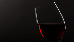 A growing number of males have entered the wine market in the last 12 months with the percentage of males drinking wine rising from 39% in 2015 to 45% by volume last year.