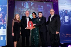 Trish Feely of Santa Rita Estates with Liam Ryan, Lillian Twomey and Ross Helan of Ryan's SuperValu Glanmire, Cork, Overall Store of the Year Winner and Edward Dillon’s Chief Executive Andy O'Hara at the Edward Dillon & Santa Rita Estates SuperValu Off-Licence of the Year Awards.