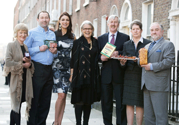 Award winners all (from left): Janet Drew, Pat O’Neill and Ruth (with IGFW Guest of Honour Darina Allen), John Flahavan, Lindy O’Hara and Derek O’Brien. Award winners all (from left): Janet Drew, Pat O’Neill and Ruth (with IGFW Guest of Honour Darina Allen), John Flahavan, Lindy O’Hara and Derek O’Brien.