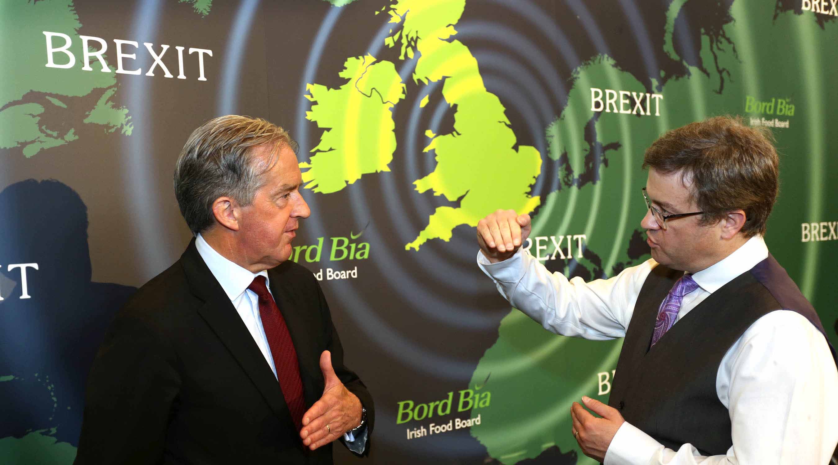 From left: Bord Bia Chief Executive Aidan Cotter and discussion panelist James Walton, Chief Economist with IGD, at the breakfast Brexit briefing..