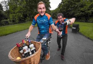 ‘Wine’ding their way through St Stephen’s Green, Sean Kelly takes the lead from Adolfo Hurtado (pictured without benefit of Bicicleta).
