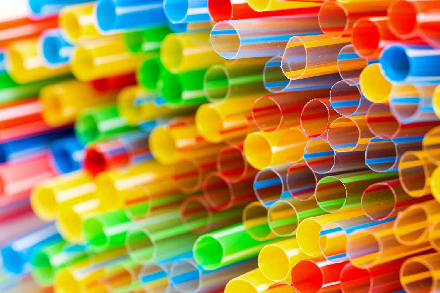 Research shows that in the US alone 500 million plastic straws are used every day.