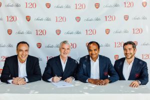 At the signing (from left): Santa Rita Chief Executive Andrés Lavados, Santa Rita Chairman Baltazar Sánchez, Arsenal Managing Director Vinai Venkatesham and Arsenal Commercial Director Peter Silverstone.