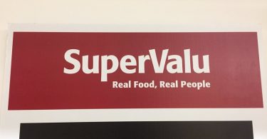 SuperValu's market share dropped slightly from 26.5% to 23/8% in the 52 weeks to the week ending December the 26th 2021 when compared to the 52-week period to the 27th of December 2020.