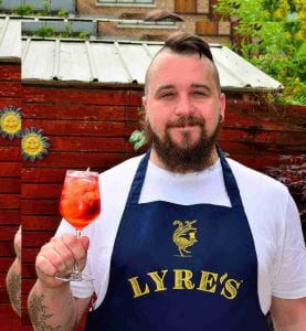 An experienced chef and bartender, Richie Delahoyde is Lyre's new Brand Ambassador for Ireland.